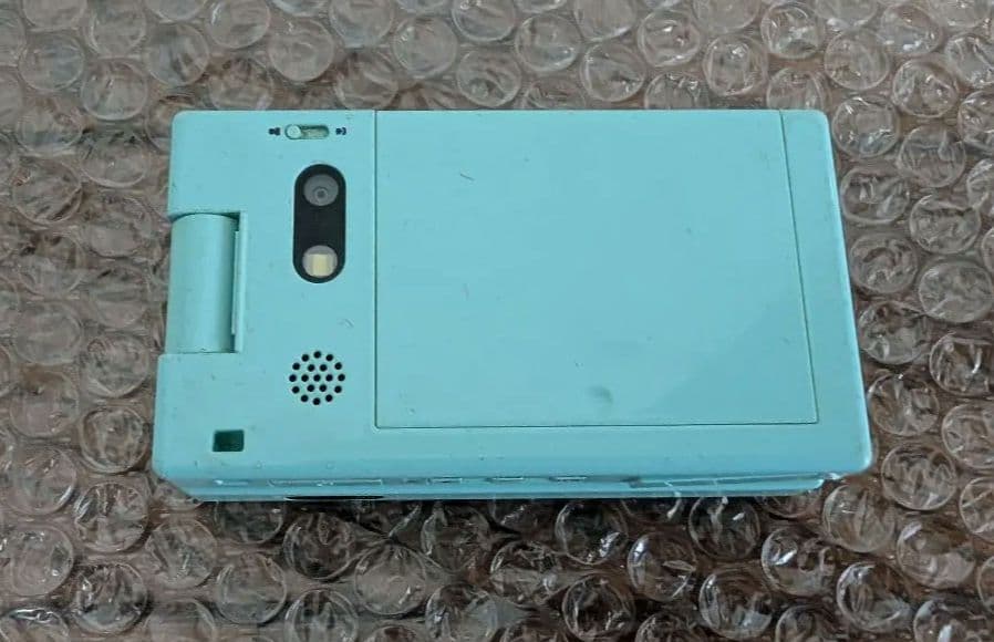 au neon　ミズイロ　W42T 本体　深澤直人　汎用充電器付き