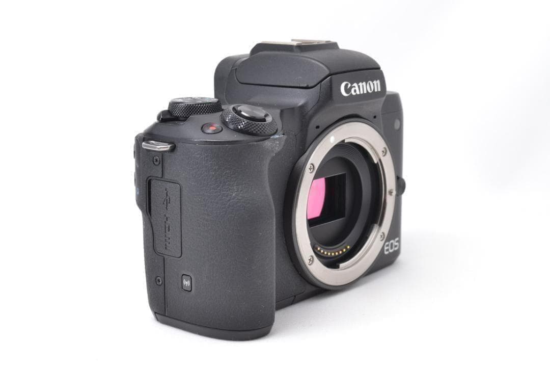 キャノン　Canon EOS Kiss M レンズキット