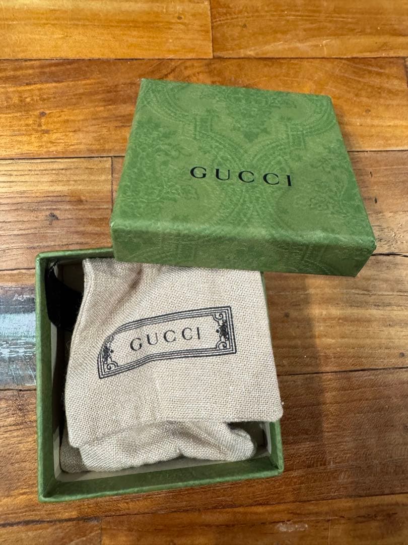 GUCCI ストーン装飾 ヘアクリップ