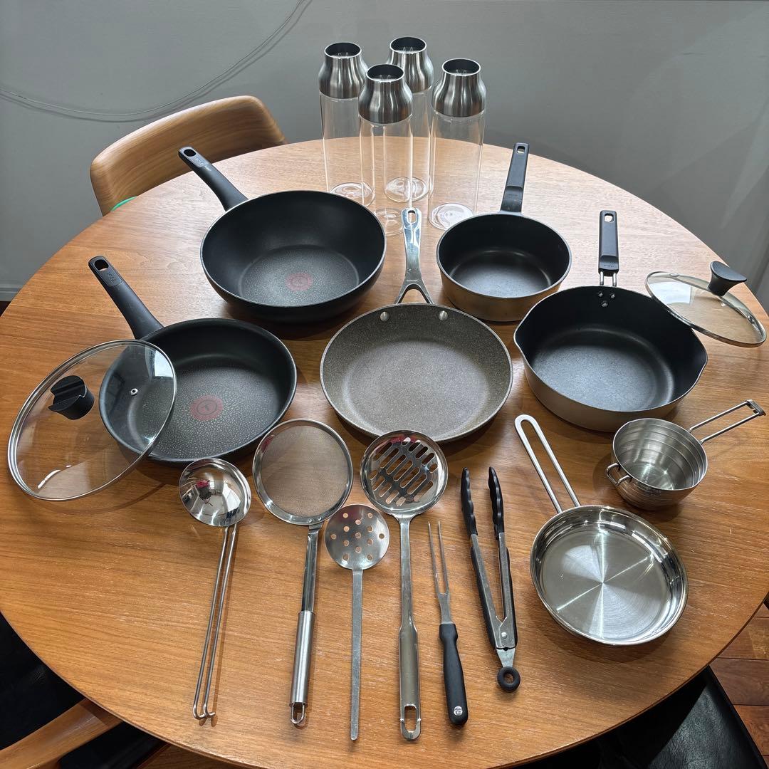 A*Q様 【中古・豪華まとめ売り】T-fal 等　フライパン　セット売りきり　ア