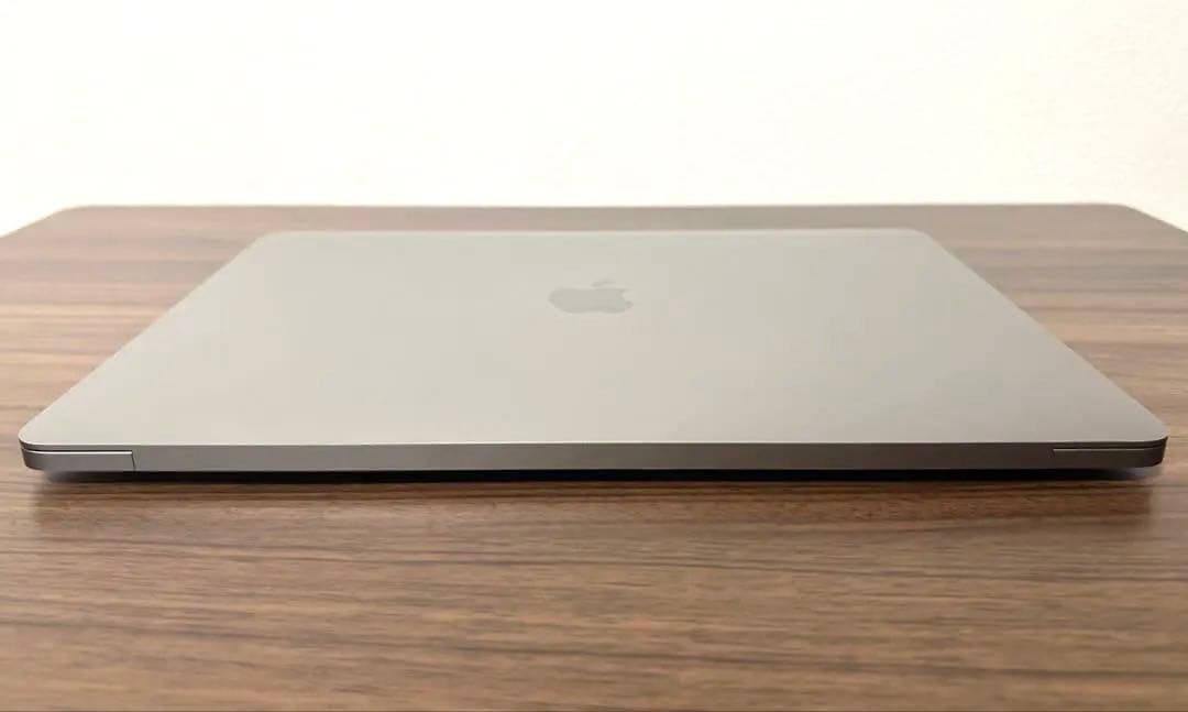 土*！様 MacBook Pro 2022 13インチ 8GB 512GB