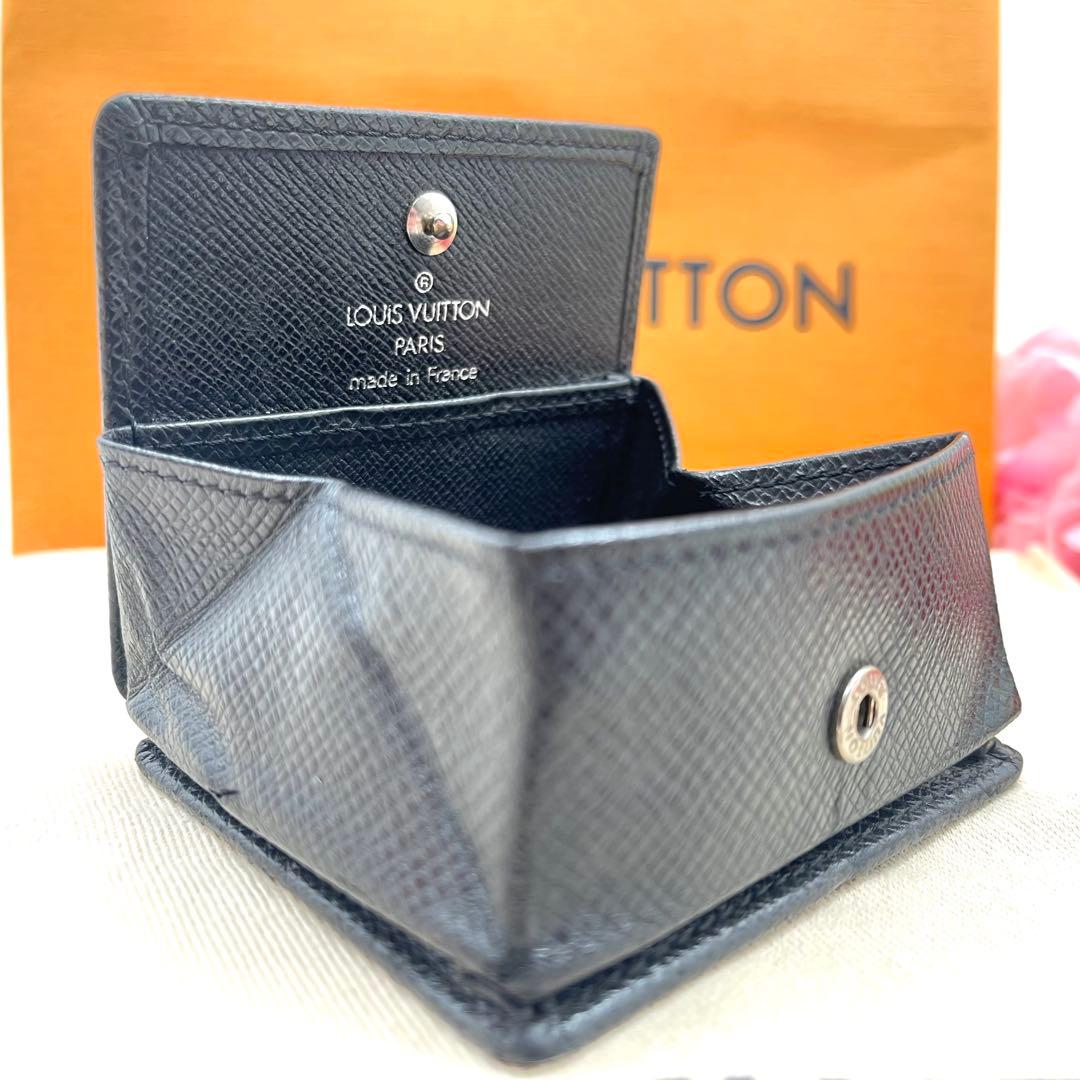 ルイヴィトン　タイガ　ケース　ポルトモネ　ボワット　小銭入 784