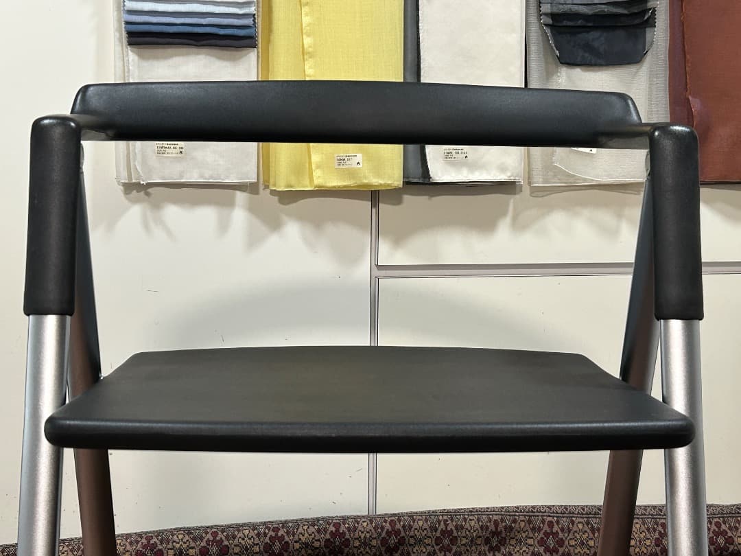 ほ*と様 01 中古 BRONX 1010フォールディングチェア 1脚