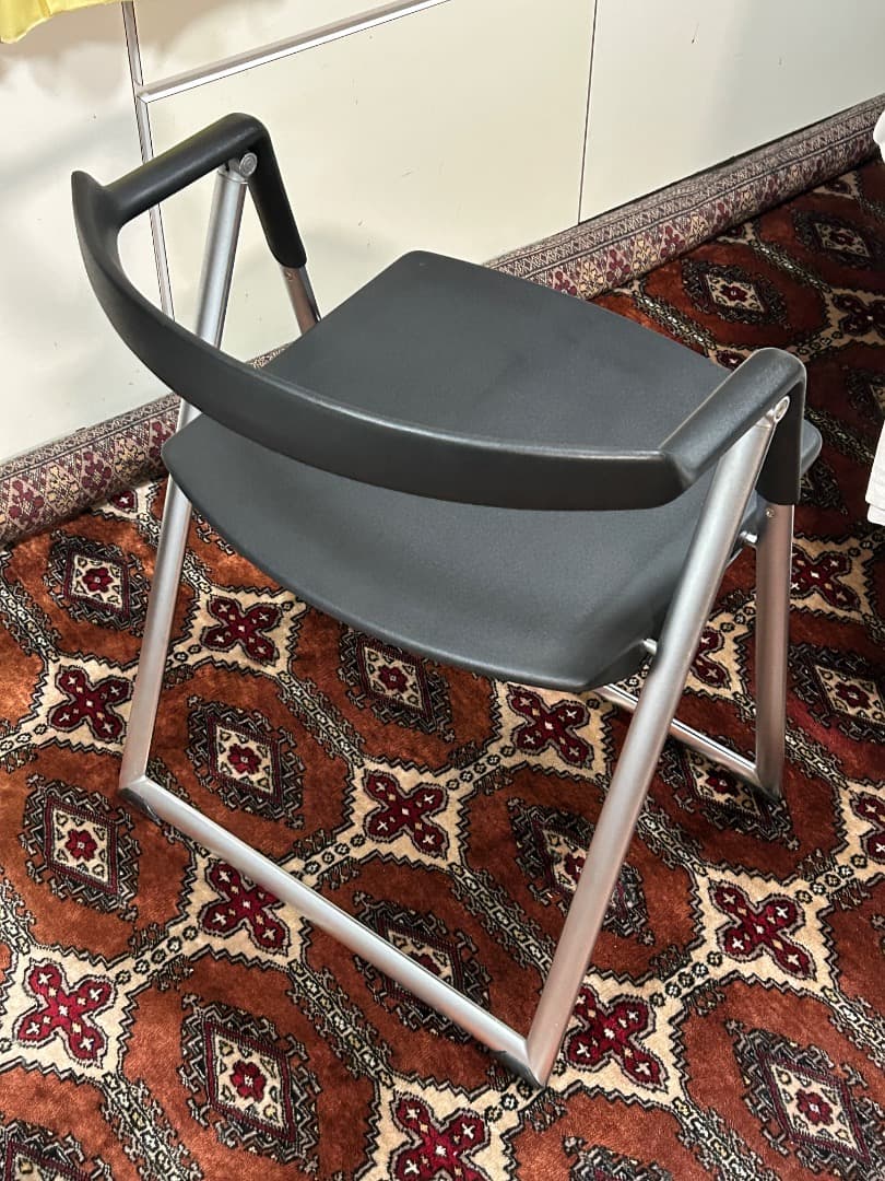 ほ*と様 01 中古 BRONX 1010フォールディングチェア 1脚