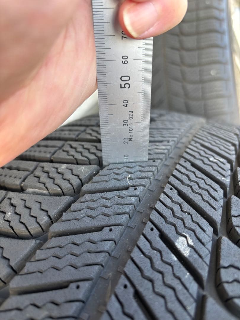  2シリーズ純正オプション Mスポーツホイール&スタッドレスタイヤ