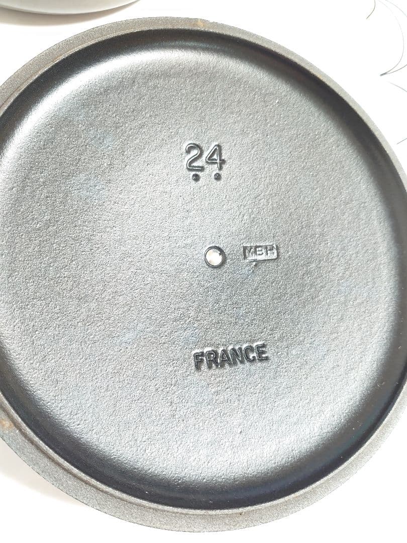 LE CREUSET/ ココット・ロンド / 24