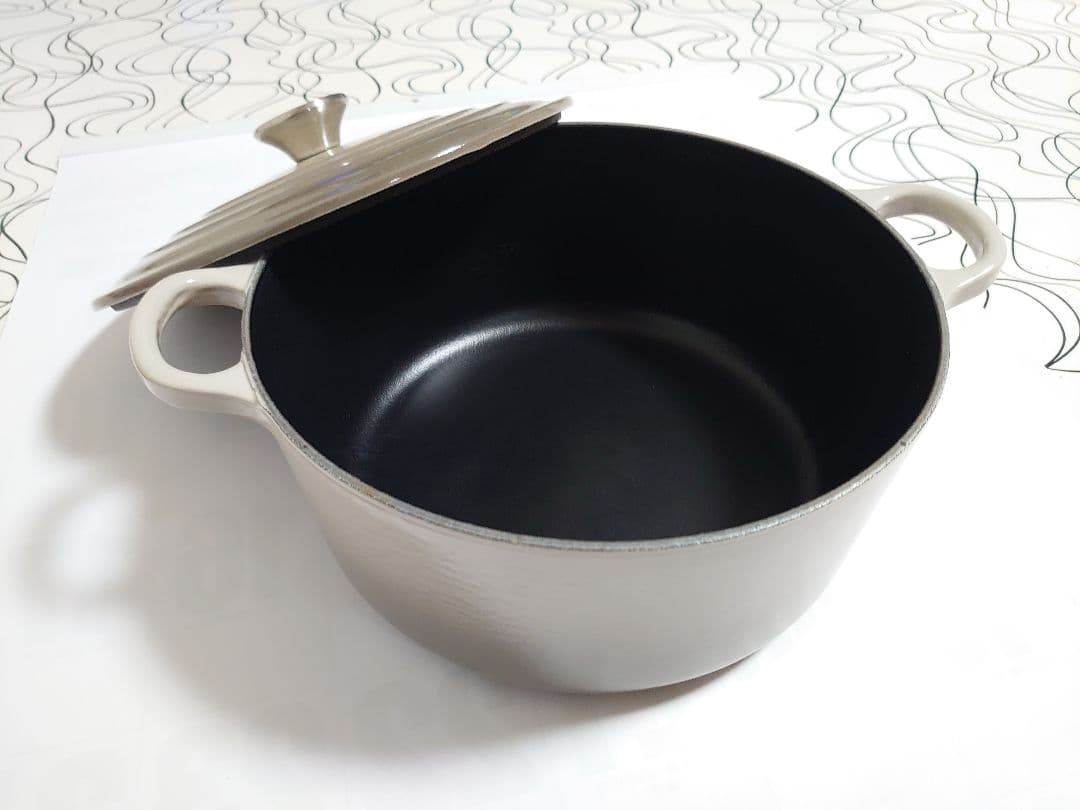 LE CREUSET/ ココット・ロンド / 24