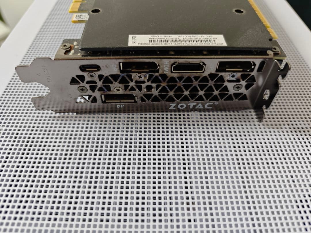 本日発送！ ZOTAC RTX 2080 Ti 本体