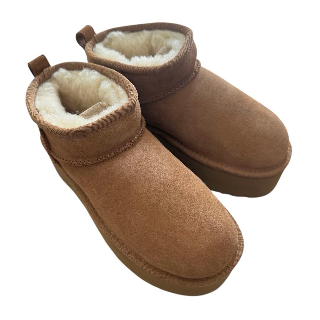 UGG クラシック ウルトラ ミニ プラットフォーム