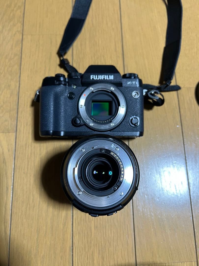 高松★送料無料★FUJIFILM X-T1 XF18-135mmキット