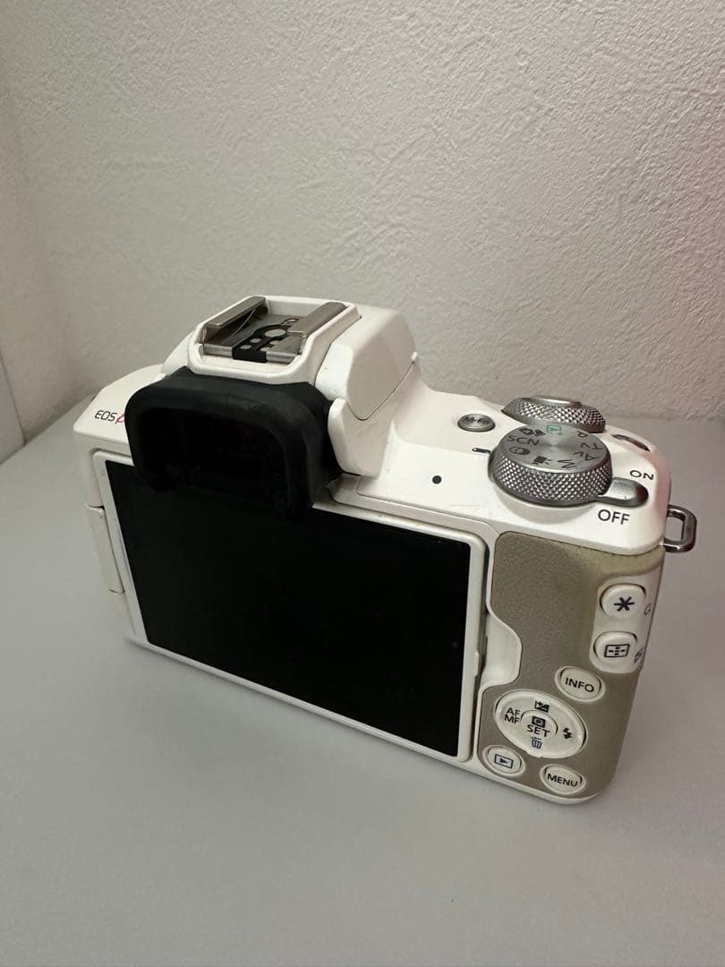 値下げ】Canon EOSKissM ダブルズームレンズ レンズ 2点ミラーレス