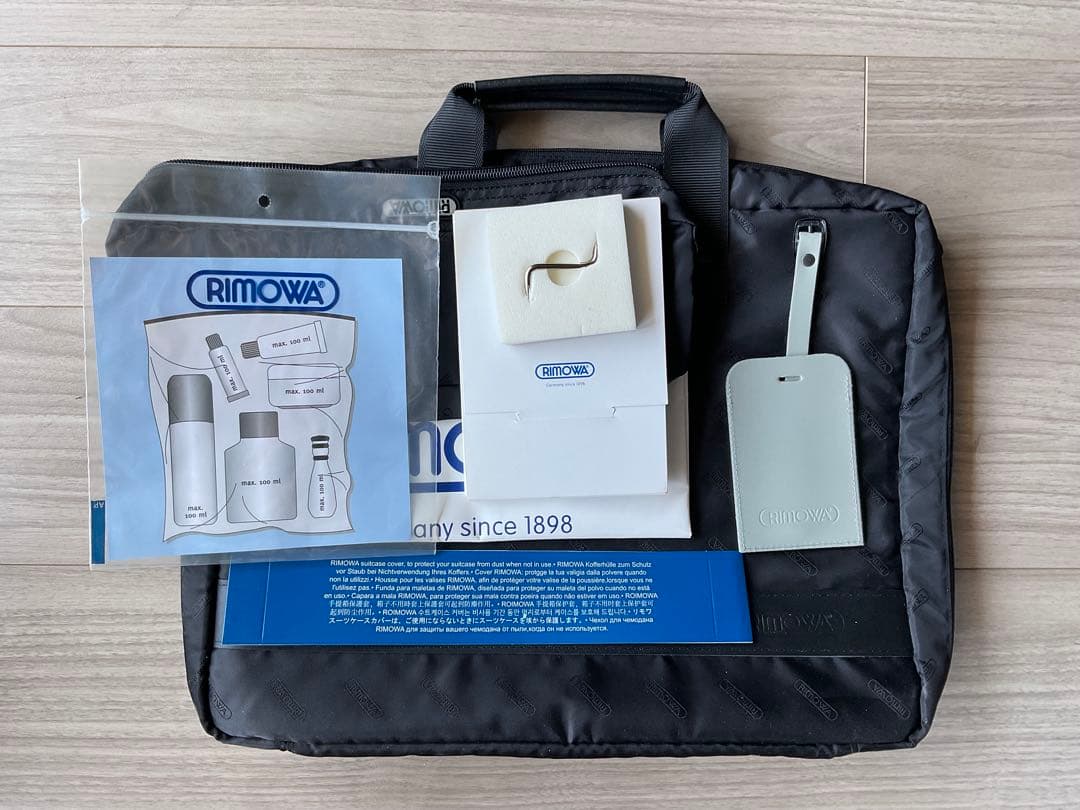 絶*代様 リモワ パイロット 4輪 932.51 37L