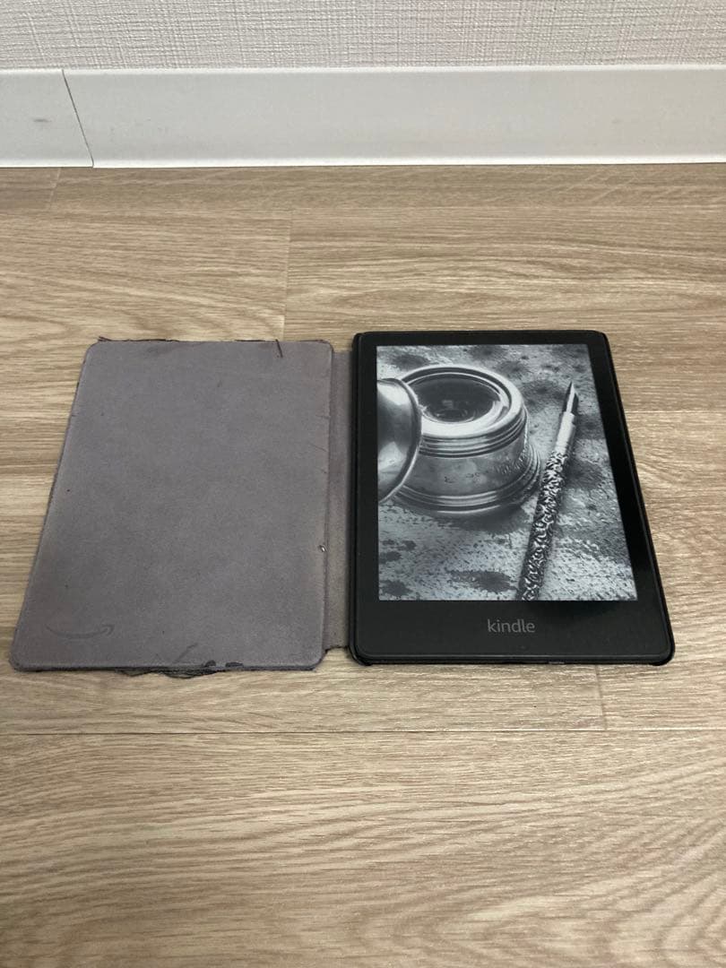 Kindle Paperwhite (8GB) 6.8インチ｜カバー付き