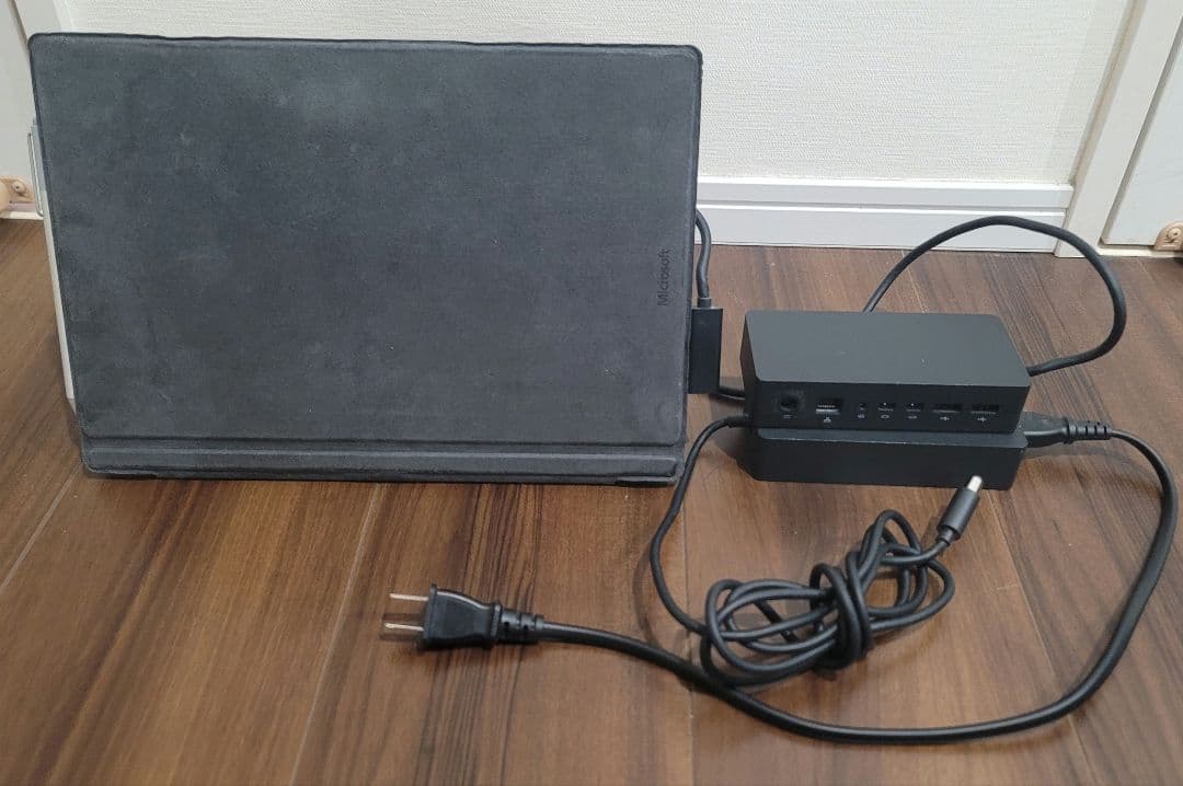 Microsoft Surface Pro4 12.3インチ 本体とキーボード