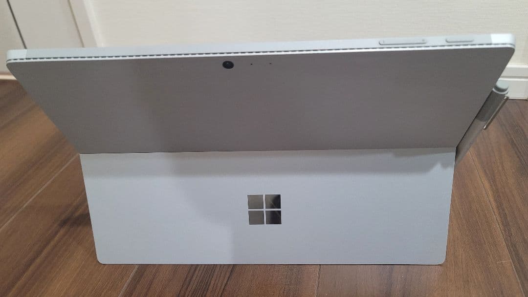 Microsoft Surface Pro4 12.3インチ 本体とキーボード