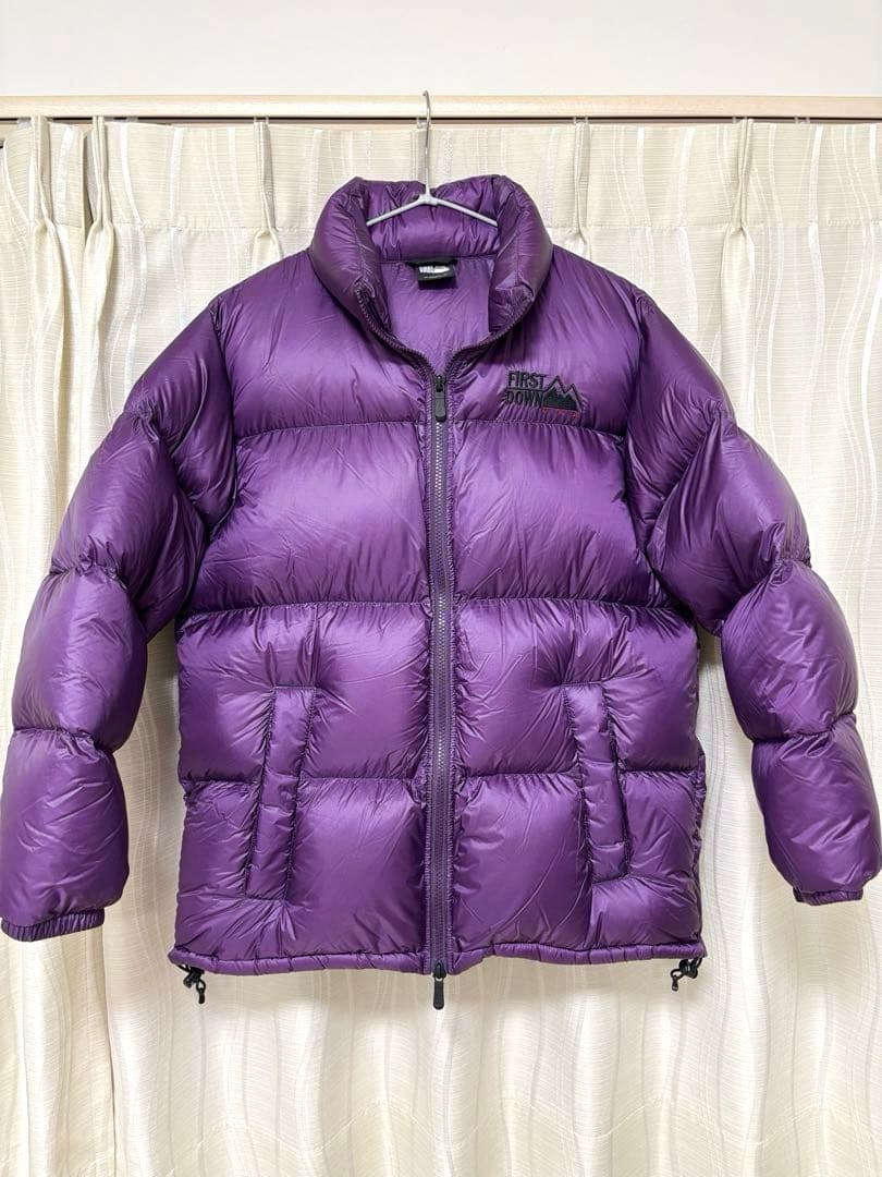 FIRST DOWN ライトバブルダウンジャケット