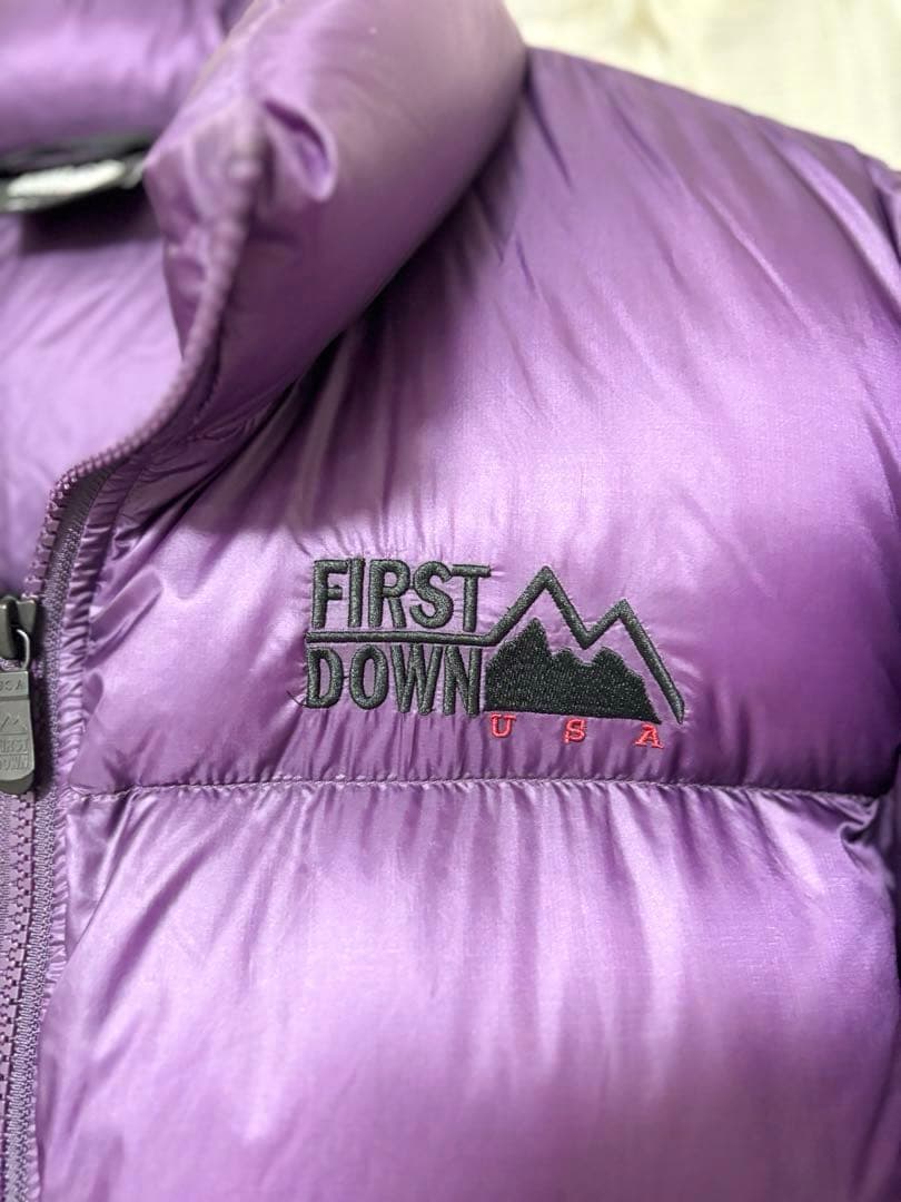 FIRST DOWN ライトバブルダウンジャケット