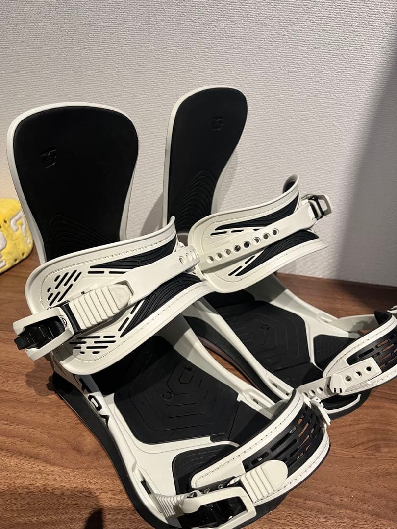 Union Ultra ホワイト ビンディング　23-24モデル