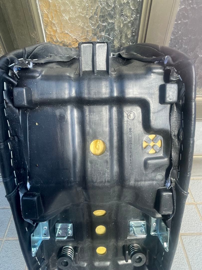 カワサキGPZ900R PMCタックロールシート