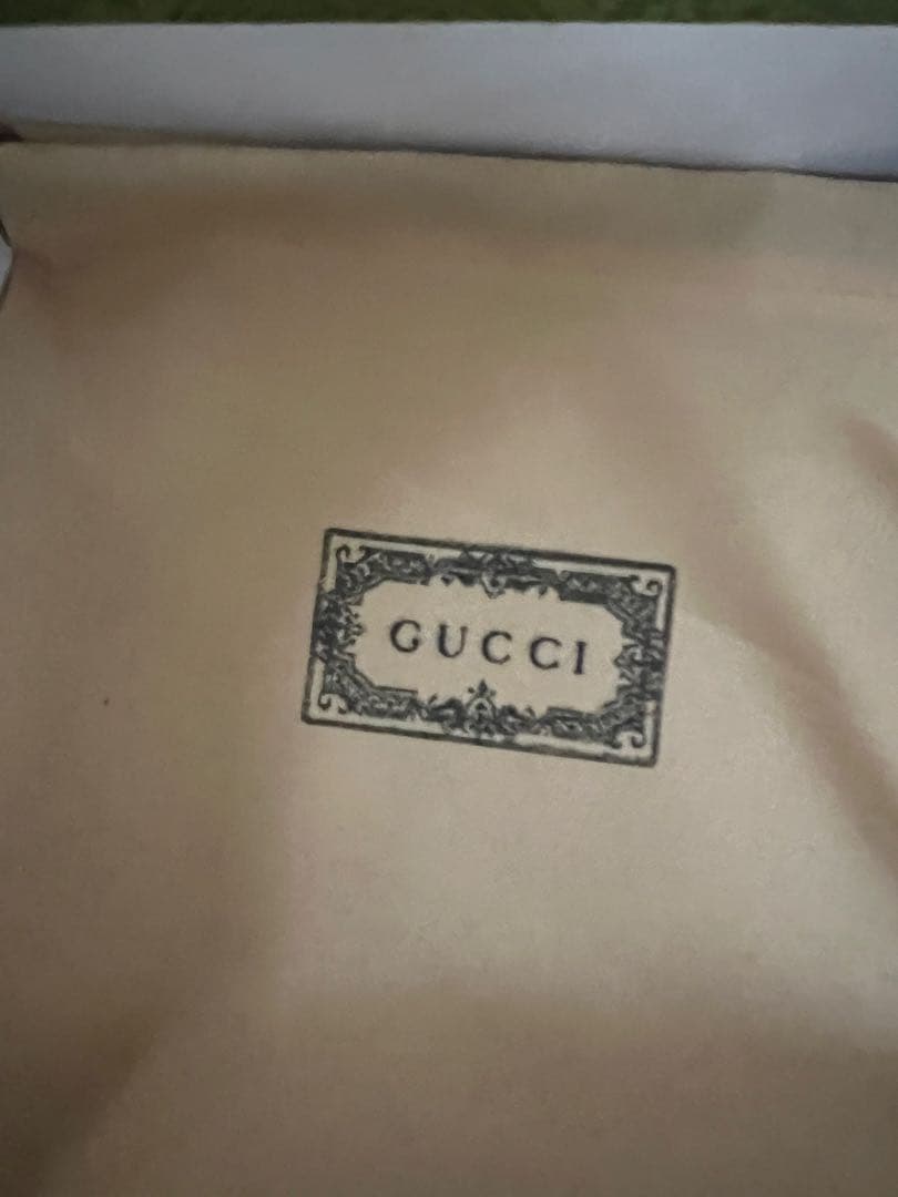 GUCCI 緑と赤のストライプ レザーベルト