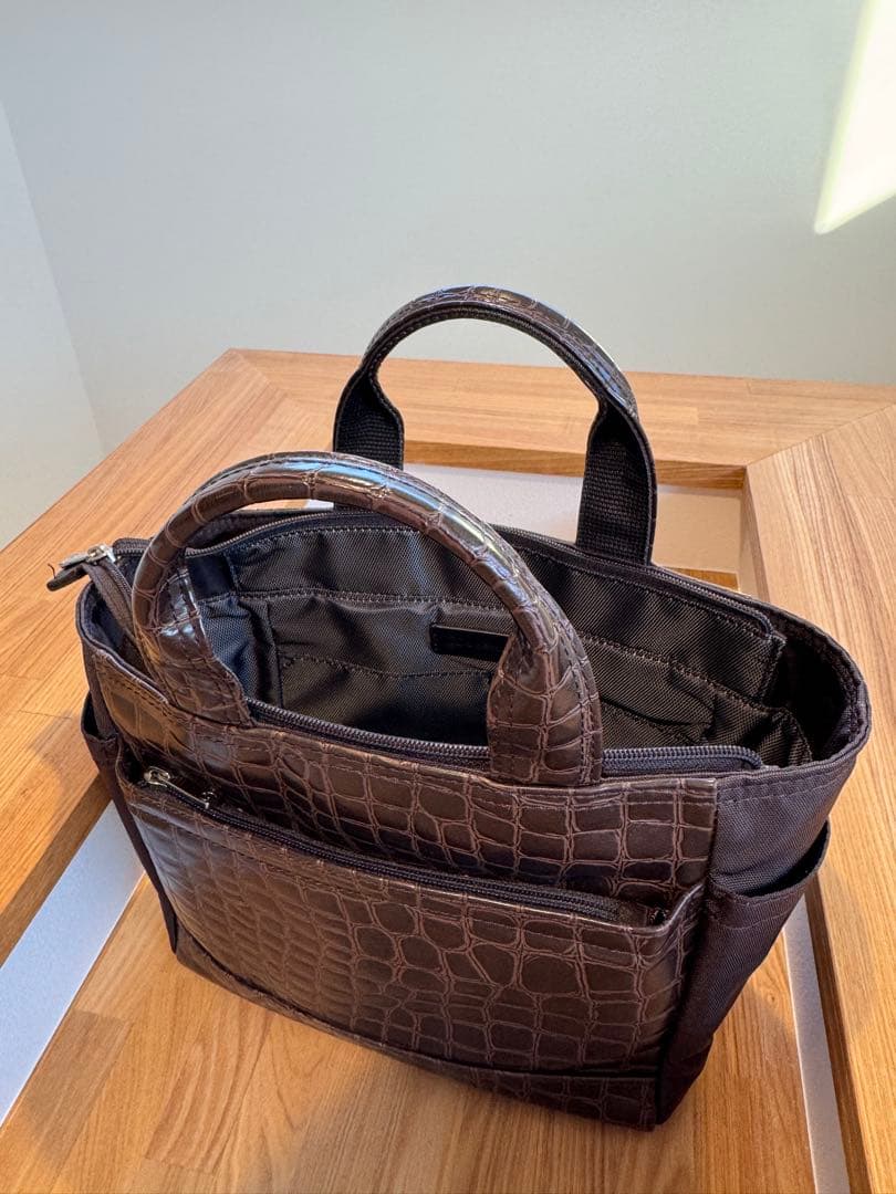 非売品　レクサストートバック ラウンドバッグ クロコ型