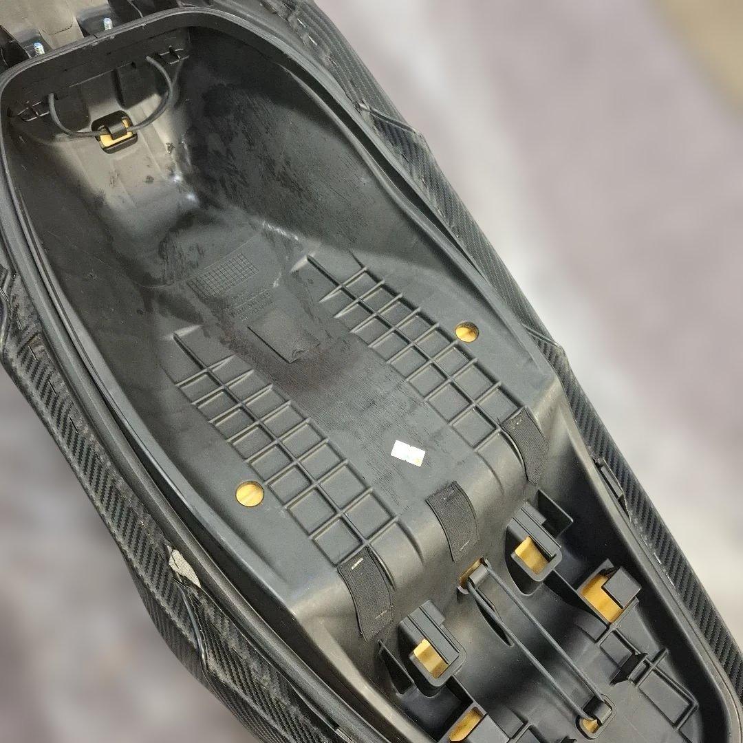 ＰＣＸ１２５（ＪＫ０５）・１６０（ＫＦ４７）エンデュランスカスタムシートタイプＢ