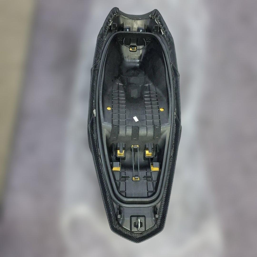 ＰＣＸ１２５（ＪＫ０５）・１６０（ＫＦ４７）エンデュランスカスタムシートタイプＢ