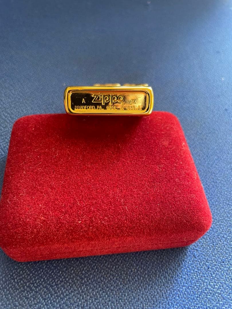 Zippo ゴールド 猫デザインライター 専用ケース付き