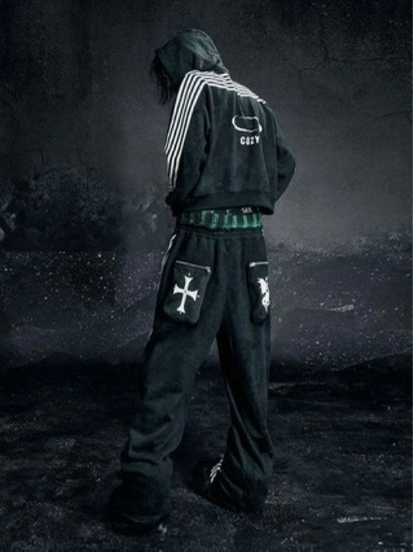 トップス cozy worldwide zip foodie black