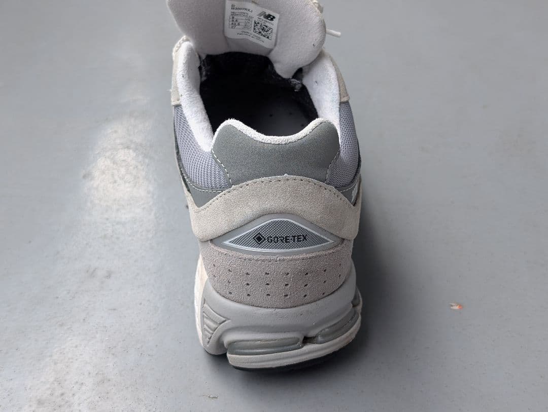 27.0cm ニューバランス m2002rxj gtx ゴアテックス スニーカー