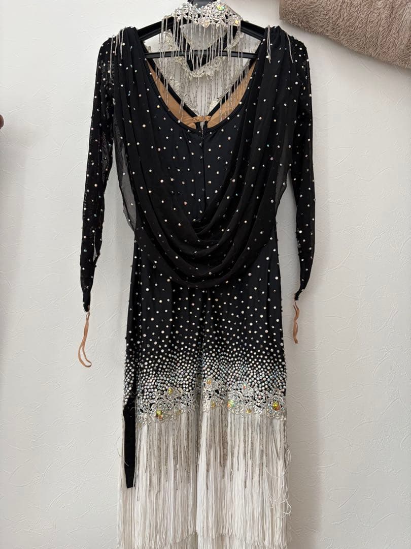 社交ダンス ラテンドレス