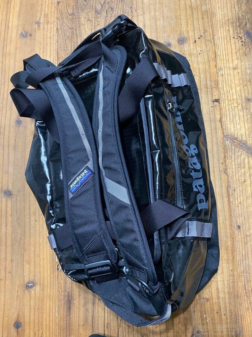 パタゴニア　ブラックホール　ダッフルバッグ　45L 2way ブラック