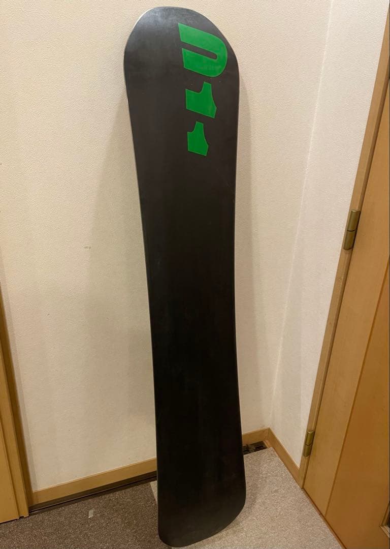 定価9.4万円011 artistic REMIX 152ゼロワン スノーボード