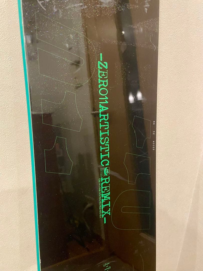 定価9.4万円011 artistic REMIX 152ゼロワン スノーボード