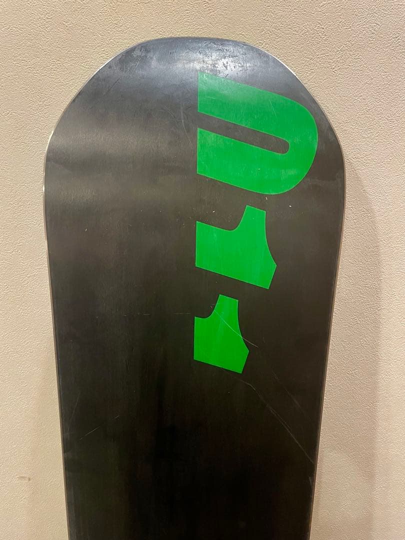 定価9.4万円011 artistic REMIX 152ゼロワン スノーボード