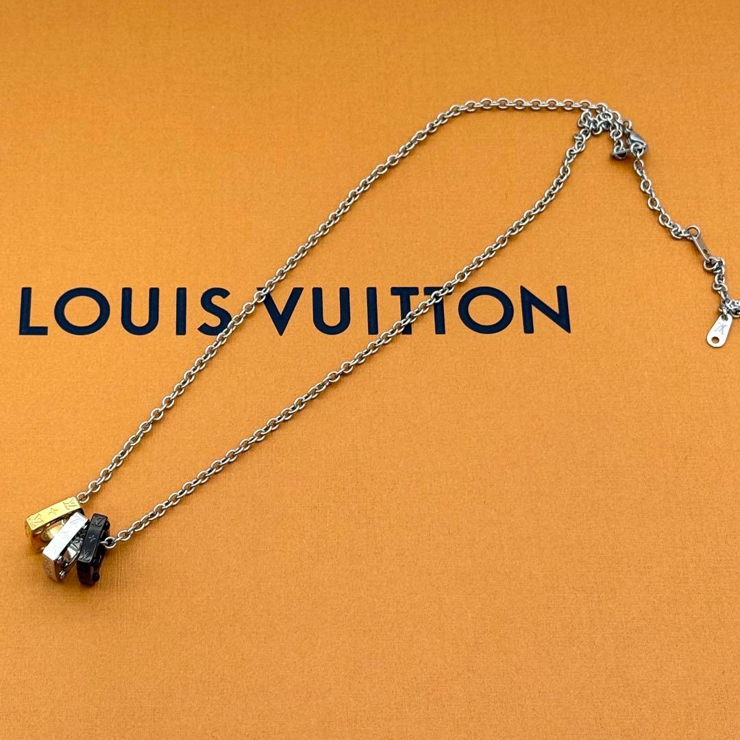 美品 ルイヴィトン ネックレス ペンダント モノグラム ボールド 3連 メタル