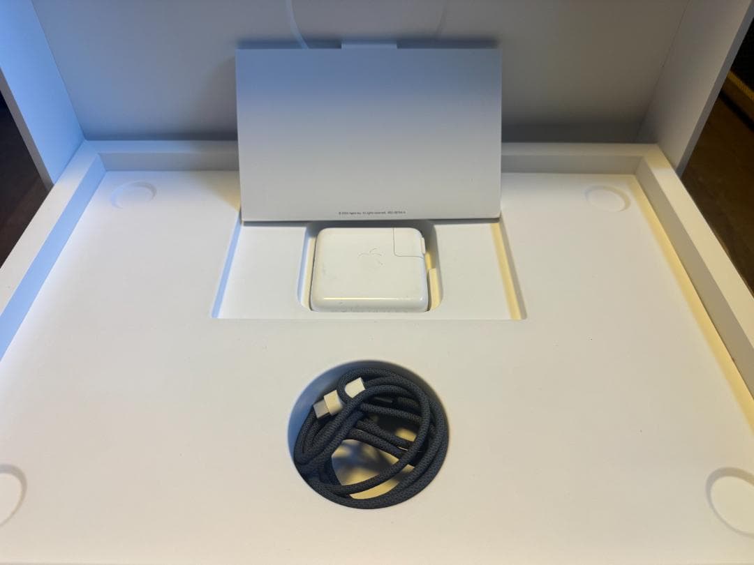 MacBookAir 15インチ M3 10コア 24G 1TB