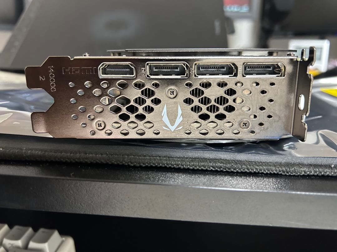 グラフィックボード・グラボ・ビデオカード GeForce RTX 4070