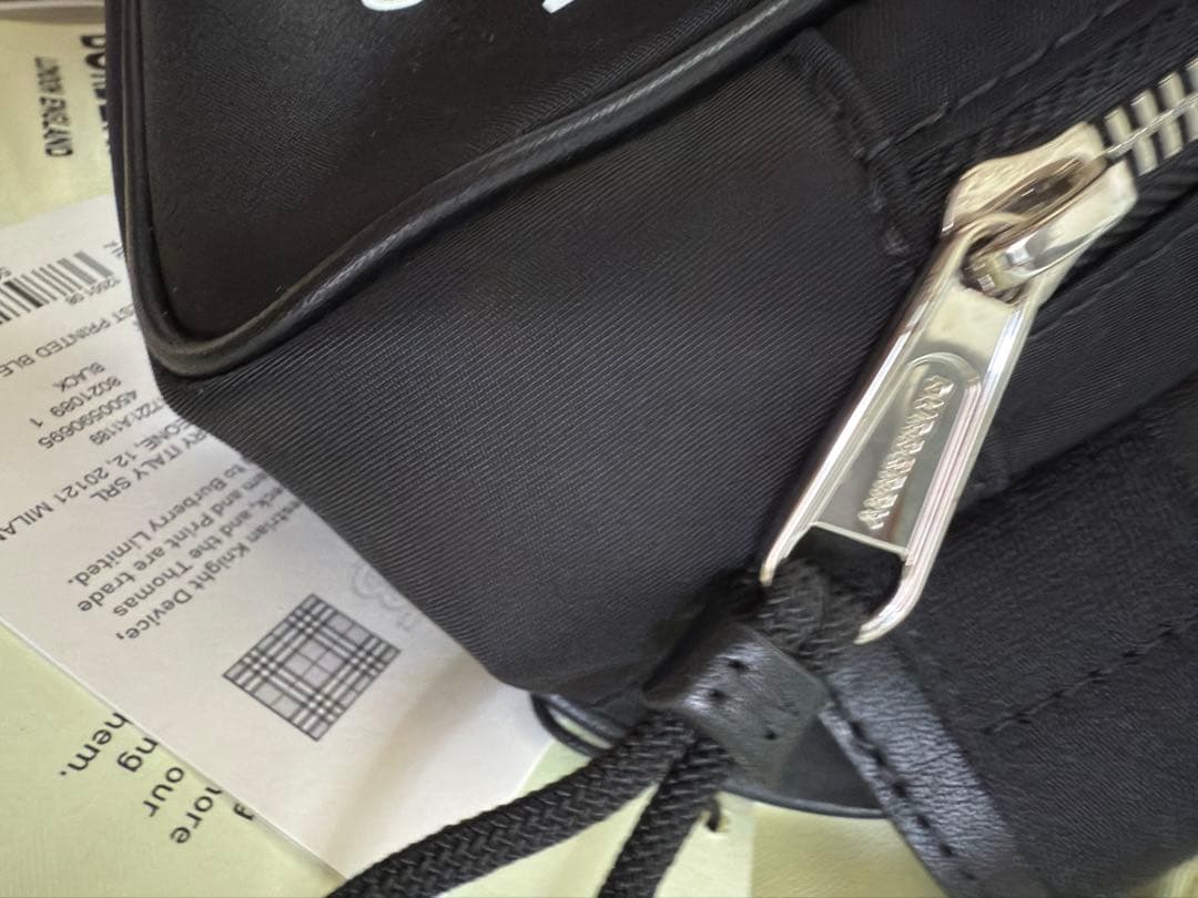 BURBERRY バーバリー　ロゴプリント　ボディバッグ　ナイロン