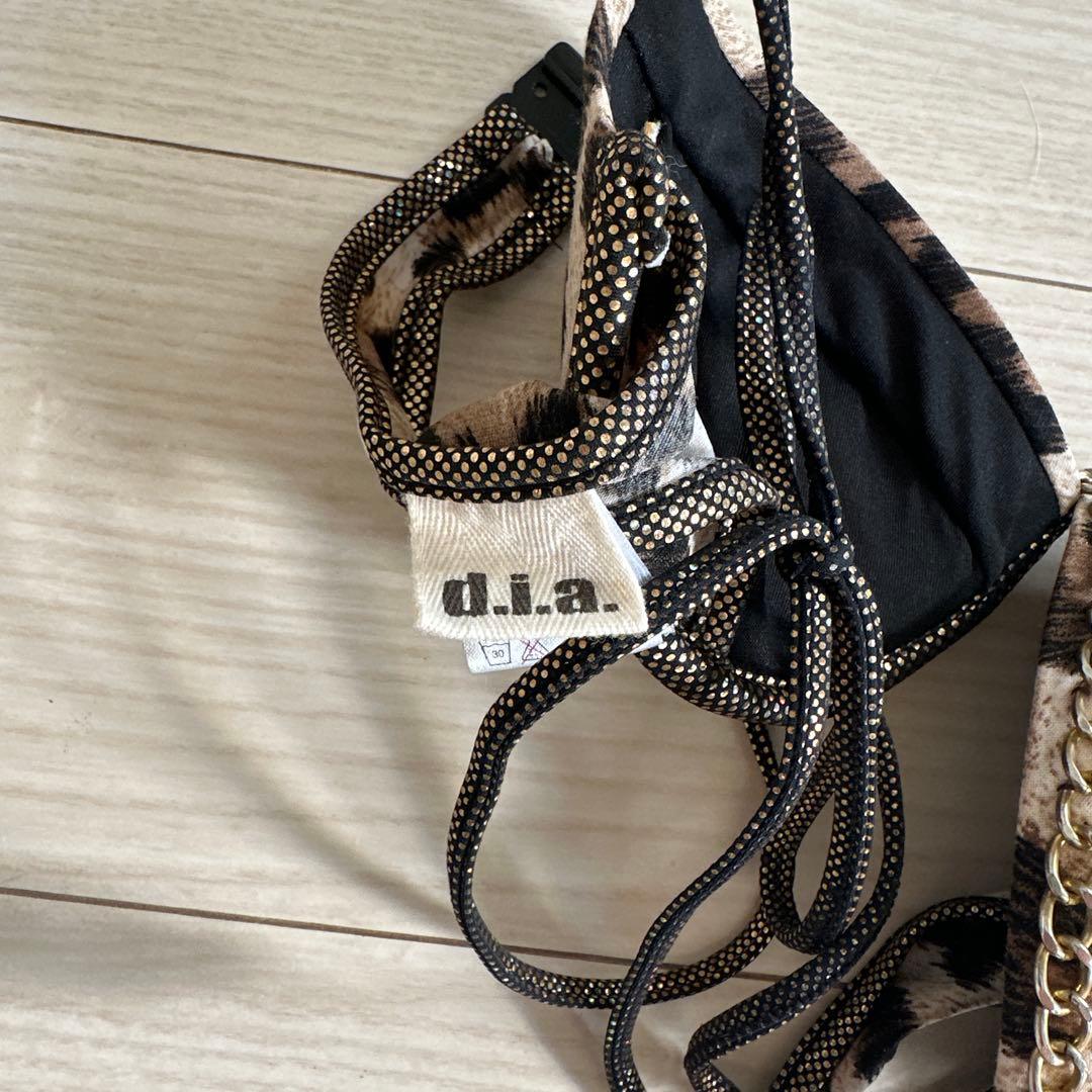 d.i.a. ヒョウ柄 見せブラ