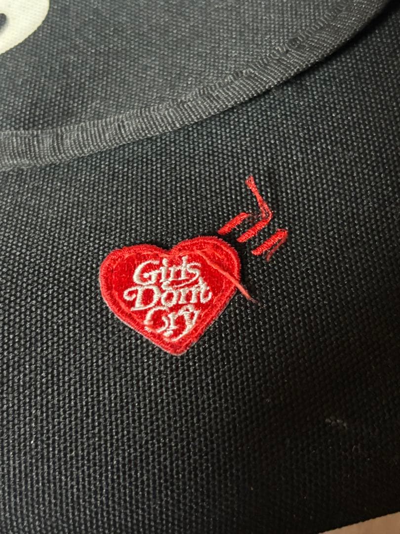 human made ヒューマンメイド ショルダーバッグ