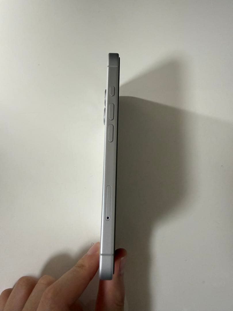 スマートフォン本体 iPhone 16 256GB