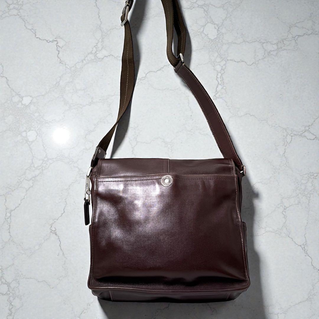 《入手困難》コーチ メッセンジャーバック レザー フラップ 斜めがけ