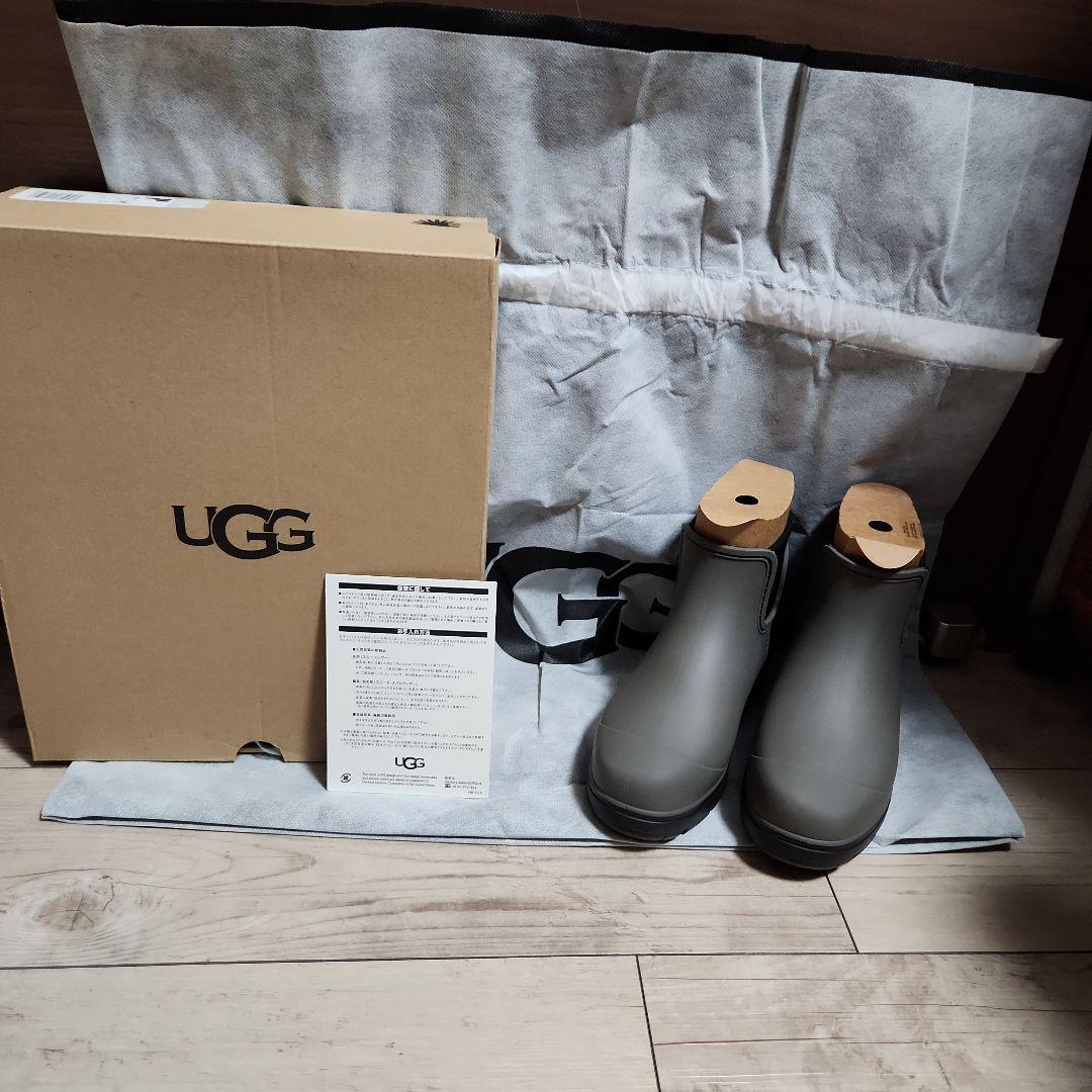 お値下げ！アグUGGレインブーツドロップレット新品、未使用