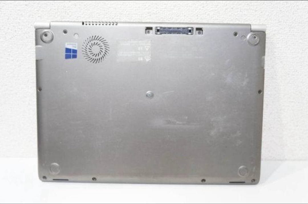 軽量　東芝 ダイナブック　R63 i5-5300　SSD240　メモリ 8GB