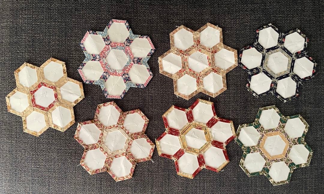 （478）ヘキサゴン 正六角形 パッチワーク 製作途中 カット布