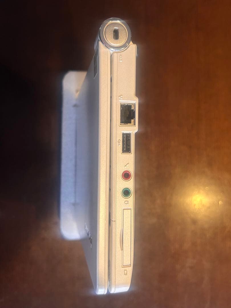 Lenovo IdeaPad ホワイト ノートPC