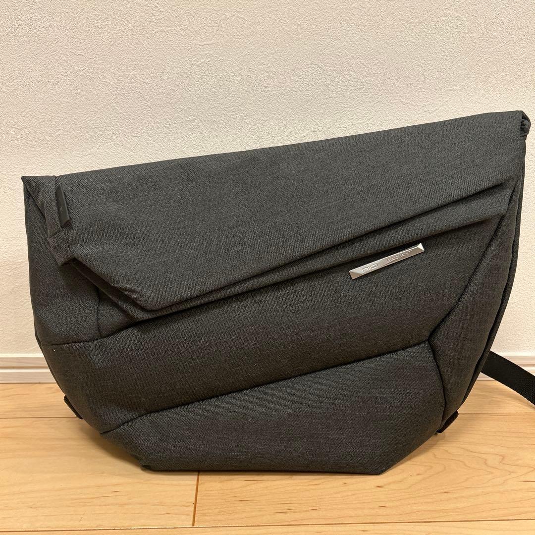 NID RADIANT ショルダーバッグ ボディバッグ HYBRID NIID