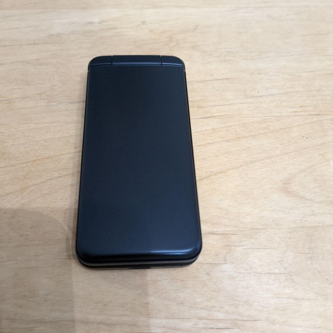 Dignoケータイ4 折りたたみ式携帯電話 ブラック SIMフリー