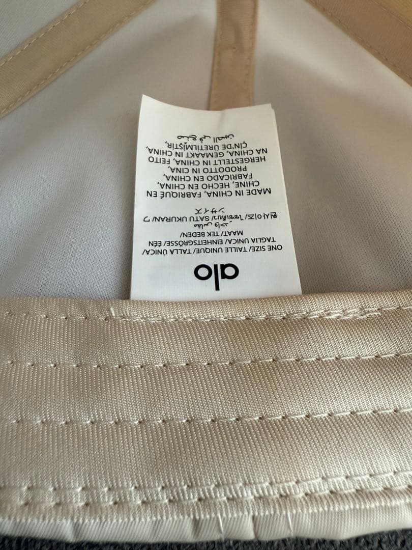 AloYoga アロキャップSatin Off-Duty Cap